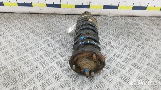 Стойка передняя правая nissan navara D40 (80Z13N50