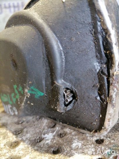 Заслонка дроссельная Volkswagen Golf Plus