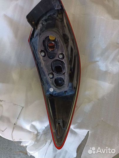 Задний правый фонарь на mazda cx-5