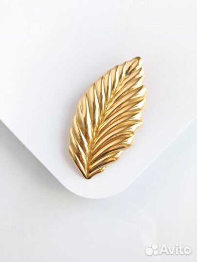 Брошь лист хромированный золотой