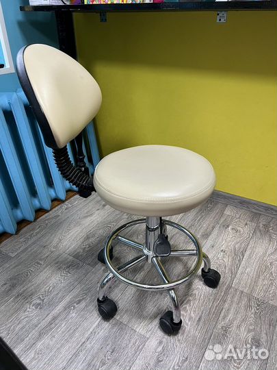 Компьютерный стул