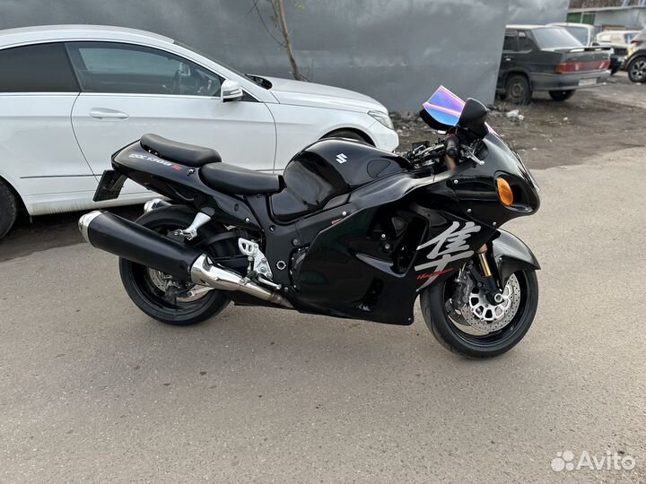 Suzuki gsx1300r hayabusa