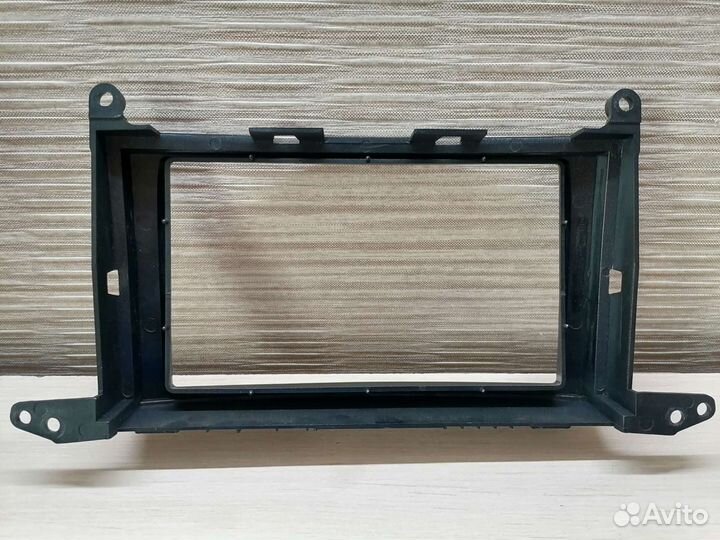 Переходная рамка Toyota Venza 2009 2din