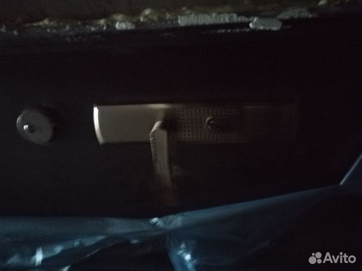 Дверь сейфовая