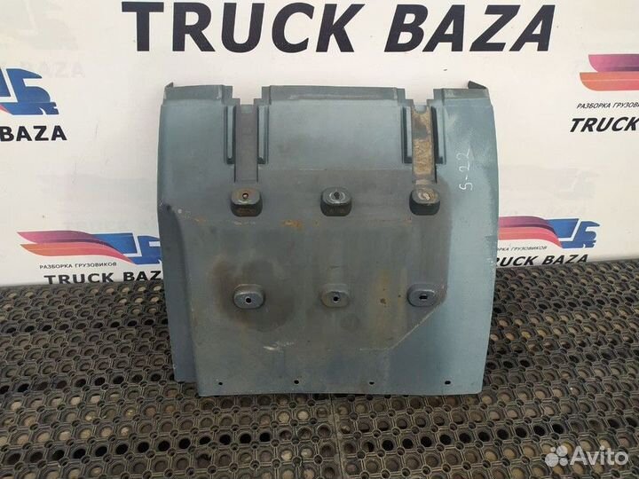 Крыло заднее левое задняя часть