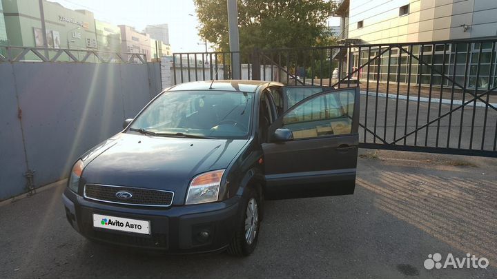 Ford Fusion 1.6 МТ, 2008, 120 000 км