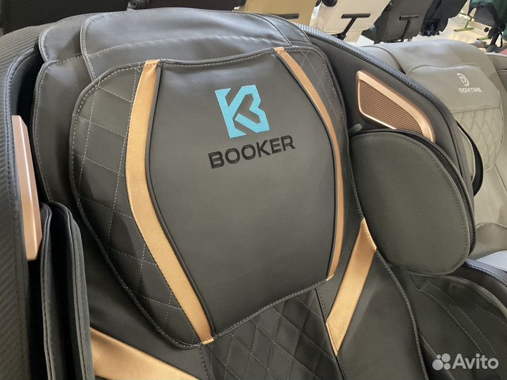 Массажное кресло с купюроприемником