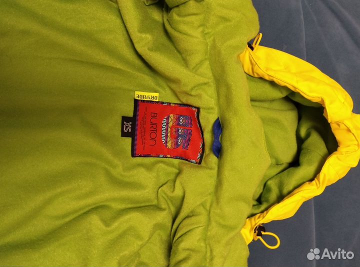 Горнолыжный / сноубордический костюм 