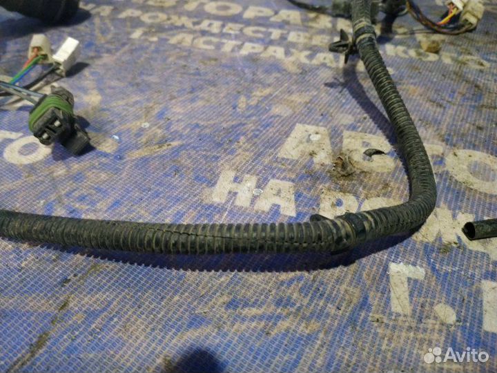 Проводка двери Chevrolet Niva внедорожник 2123