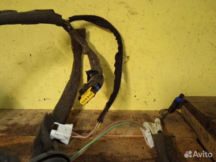 Коса двери задняя левая Renault Megane 2 седан K9K