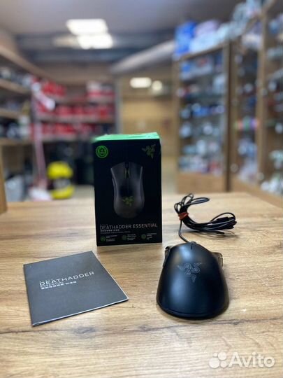 Мышь проводная Razer DeathAdder Essential