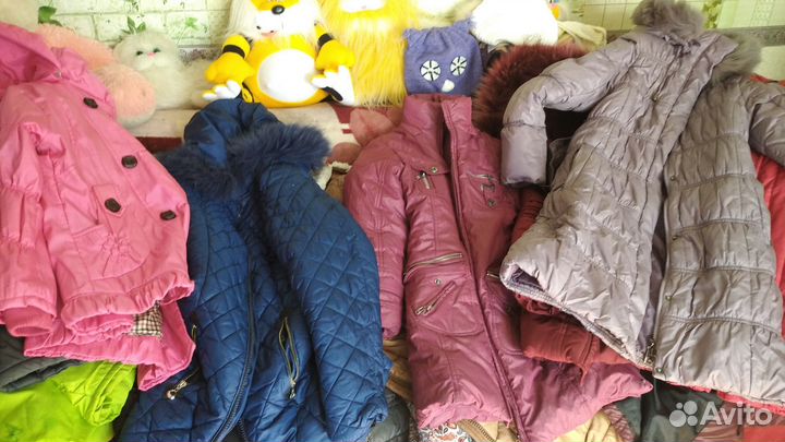 Куртки плащи б/ у
