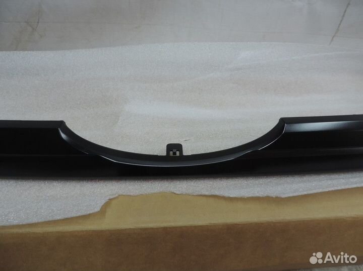 Молдинг решетки радиатора Ford Edge 2013 - 2015