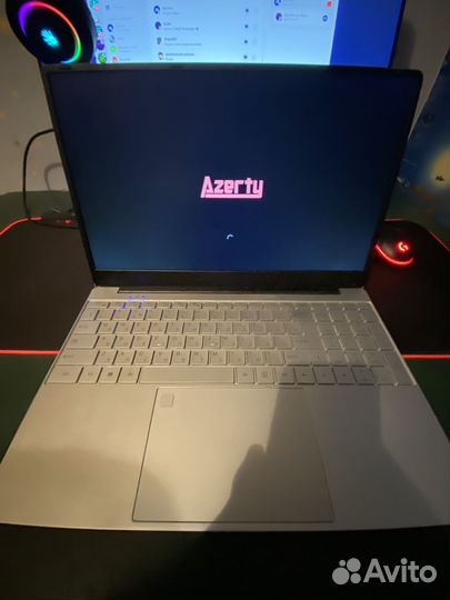 Ноутбук azerty
