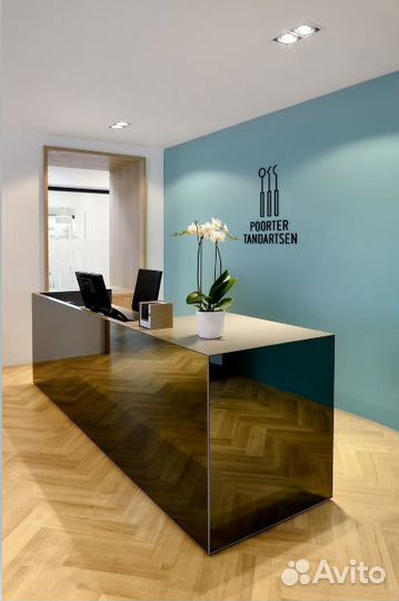 Зеркальная Стойка ресепшн для администратора