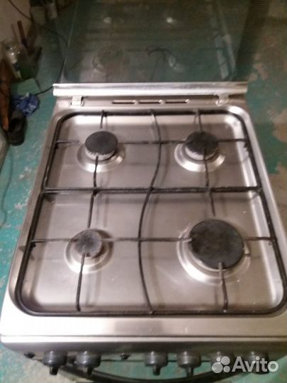 Продам газовую плиту 50 см