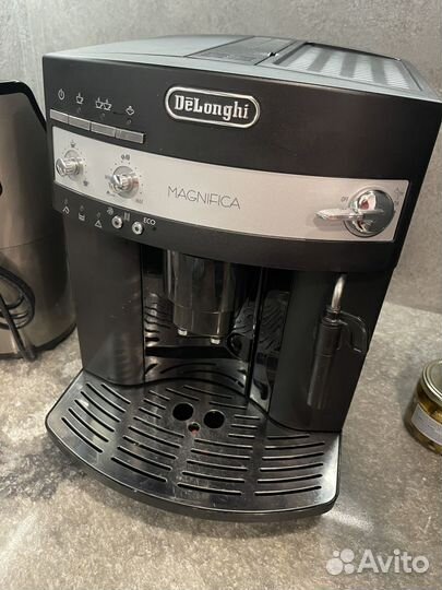 Кофемашина delonghi magnifica