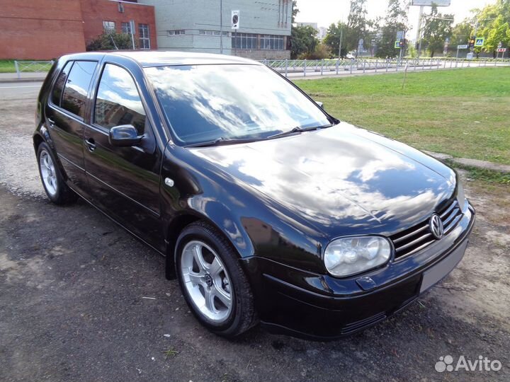 Volkswagen Golf 1.6 AT, 2003, 224 000 км