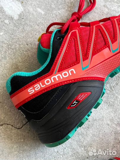 Кроссовки женские salomon