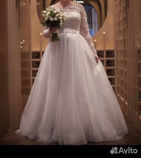 Свадебное платье