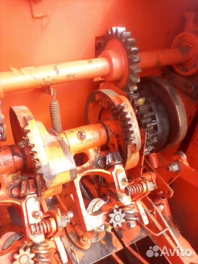 Пресс-подборщик Sipma Z224/1, 1995