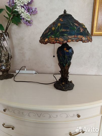 Лампа настольная в стиле Тиффани