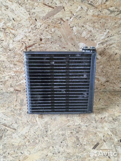 Радиатор кондиционера салонный Audi A6