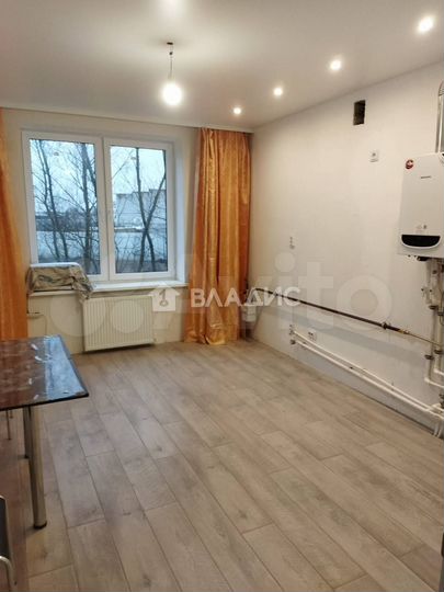 2-к. квартира, 56,7 м², 2/4 эт.