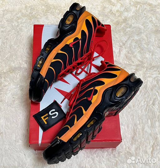 Nike Air Max Plus Volcano 11 us