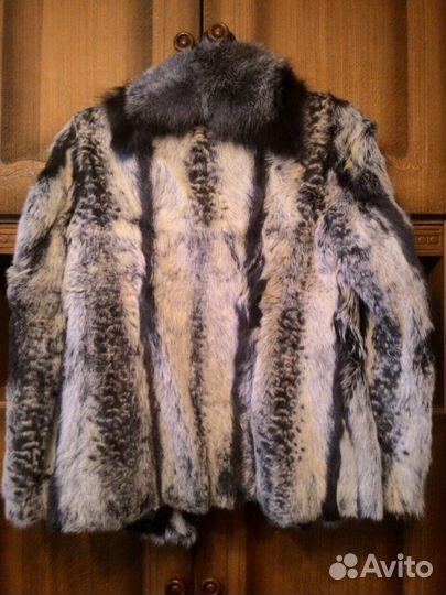 Шуба кролик с воротником чернобурка