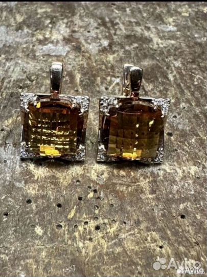 Золотые крупные серьги с медовыми цитринами. 585
