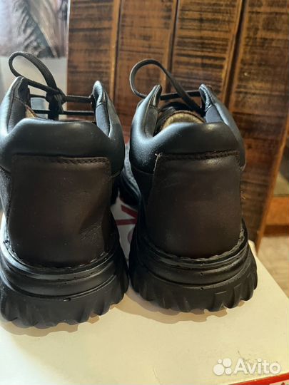 Ботинки мужские зимние новые 40