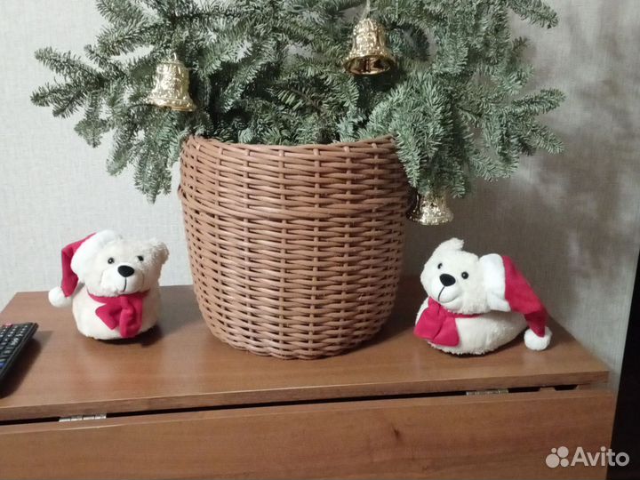 Корзина для фруктов из ротанга