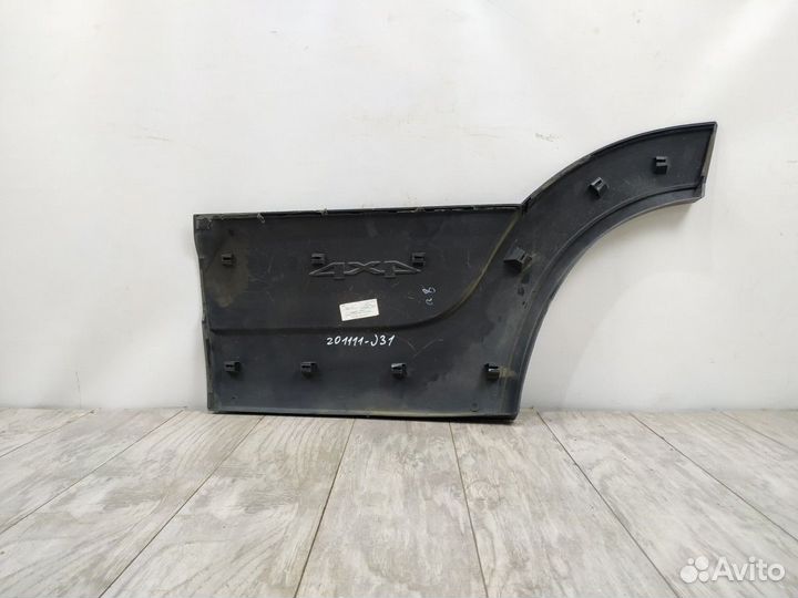 Молдинг двери задней правой 2123 Шевроле Нива