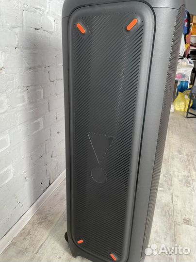 Колонка jbl partybox 1000 бу