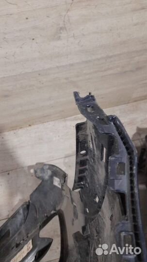 Бампер передний под парктроники передний Genesis