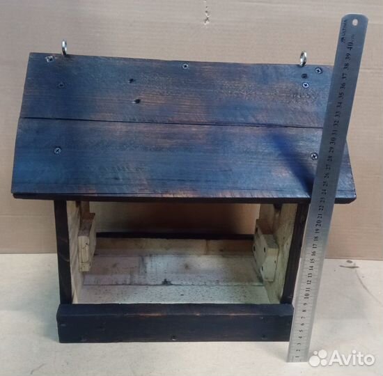 Кормушка для птиц