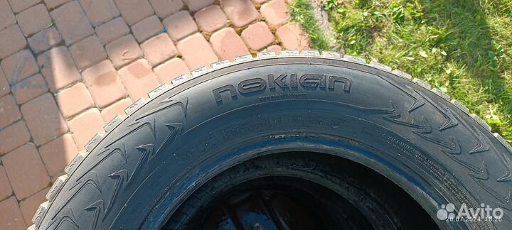 Nokian Tyres Hakkapeliitta 7 215/65 R16 102T