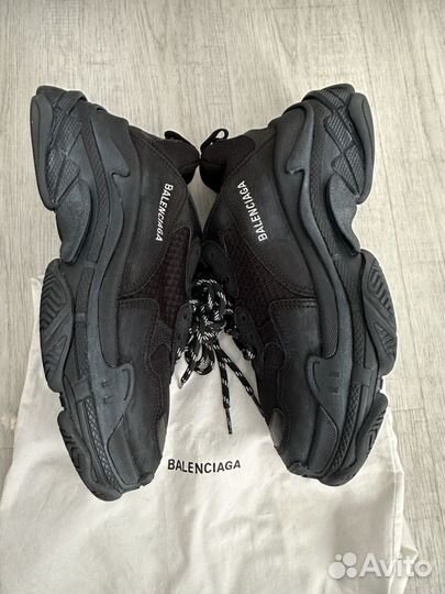 Кроссовки Balenciaga Triple S