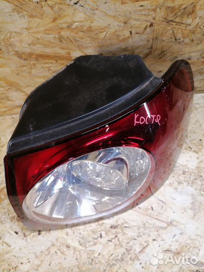Фонарь правый диодный Volkswagen Golf 5 +