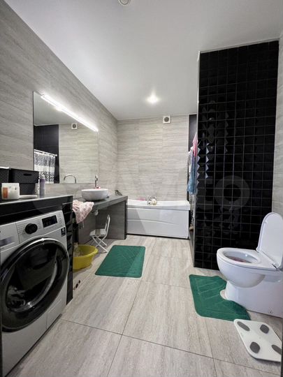 Дом 218 м² на участке 6 сот.