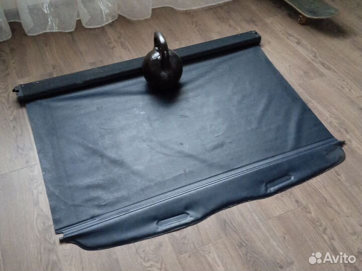 Шторка полка багажника VW Sharan 1
