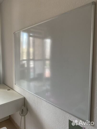 Магнитно маркерная доска