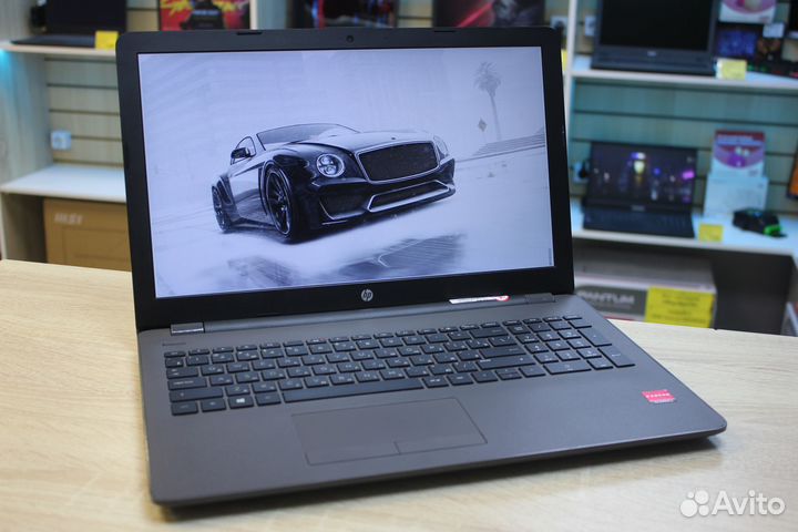 Игровой HP/Как Новый/Новый АКБ/i3-7/8gb/SSD256gb