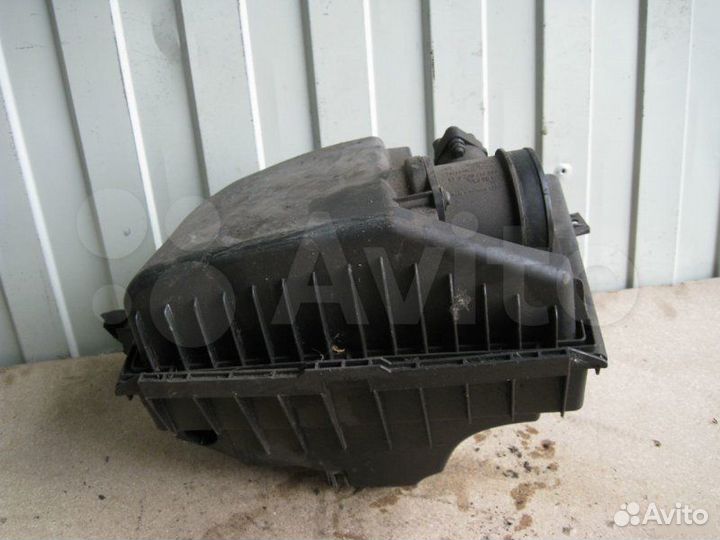 Корпус воздушного фильтра Volvo XC90 2.4 TD