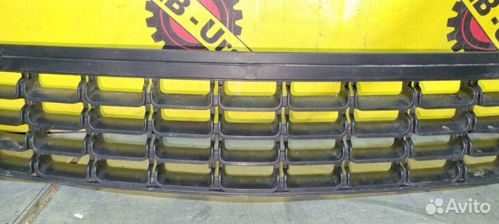 Решетка в бампер Opel Astra J