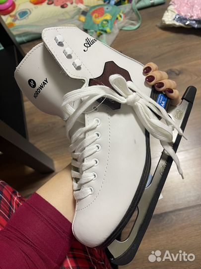 Коньки женские nordway 38