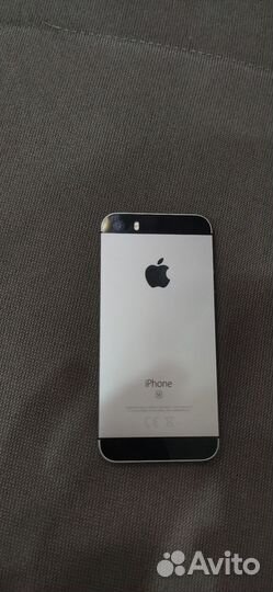 iPhone SE, 32 ГБ