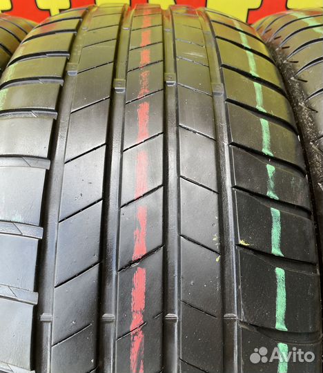 Bridgestone Turanza T005 215/55 R17