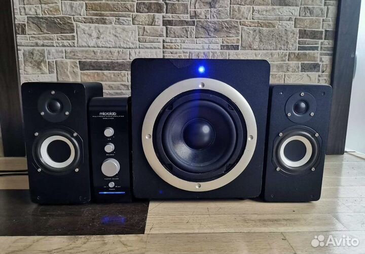 Колонки, активные 2,1. 140вт